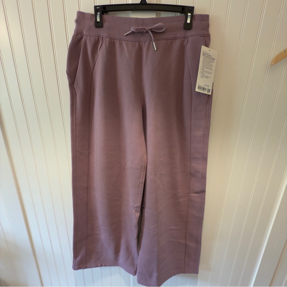 NWT Lululemon Scuba Mid-Rise Wide Leg Pant *Regular 31" Sz: Large